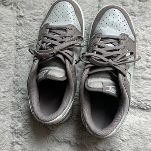 Nike Dunks - Moon Fossil